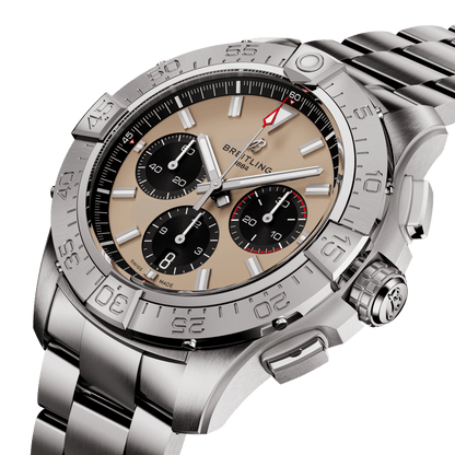 Montre Breitling Avenger B01 Chronograph automatique cadran sable